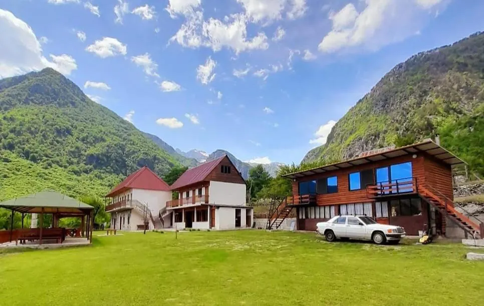 Driti Gh Nderlysa Hotel Shkodër 0*,  Albanië